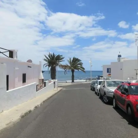 ヴィラ Playa Honda Sleeps 2 Wifi